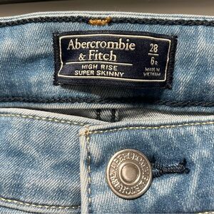 Abercrombie high rise skinny jeans, light wash